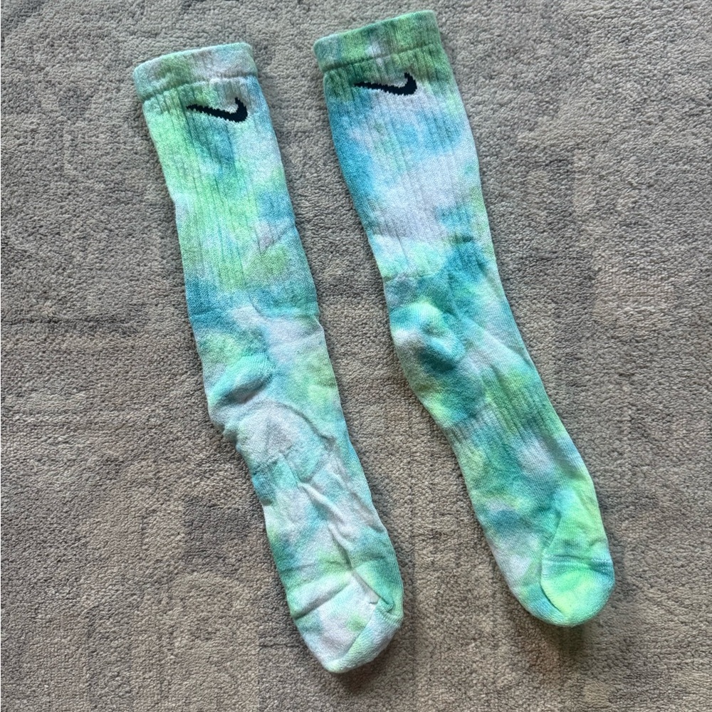 Custom Tie-Dyed Nike Crew Socks Mens size 8-12